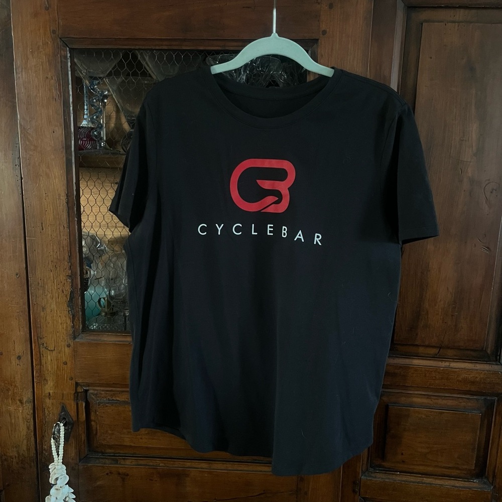 Black CycleBar Lululemon Tee